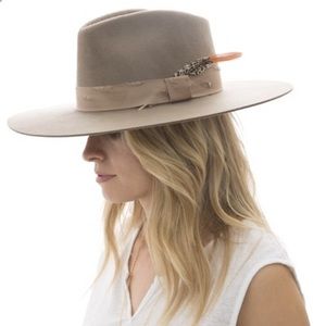 Lovely Bird Verona Flat Brim Hat